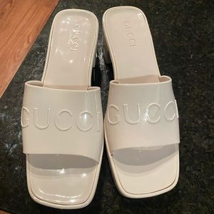 BRAND NEW SANDALS